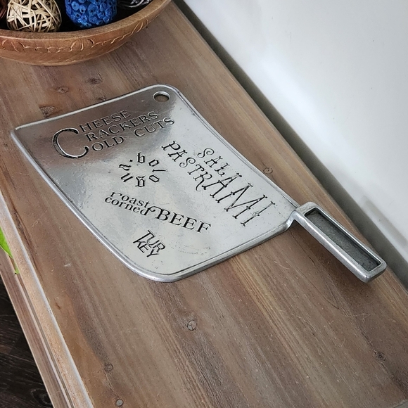 🔪 York Metal Crafters Meat Cleaver Décor – Vintage 1977, Rustic Farmhouse Style - Picture 1 of 16